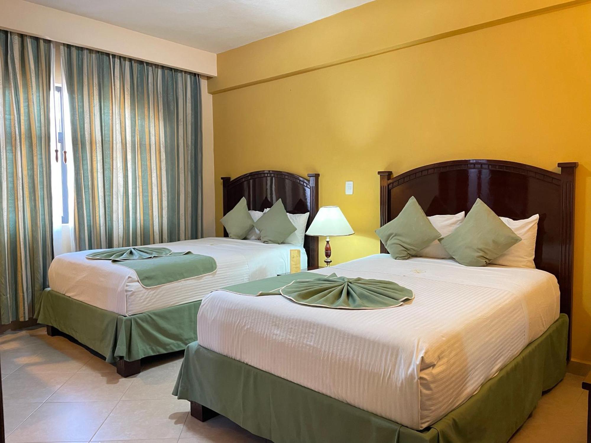 Hotel Centenario Iguala ภายนอก รูปภาพ
